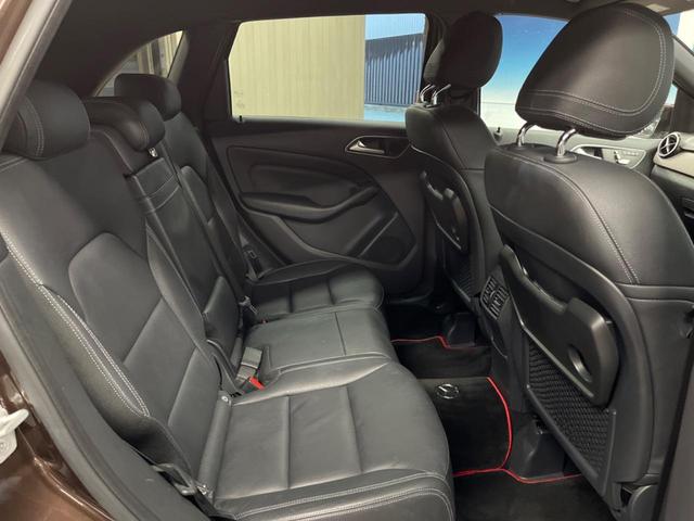 Ｂクラス Ｂ１８０　レーダーセーフティパッケージ　ベーシックパッケージプラス　レザーエクスクルーシブパッケージ　純正ナビ　フルセグ　バックカメラ　デュアルオートエアコン　純正１６インチアルミホイール　ＥＴＣ　禁煙車（10枚目）