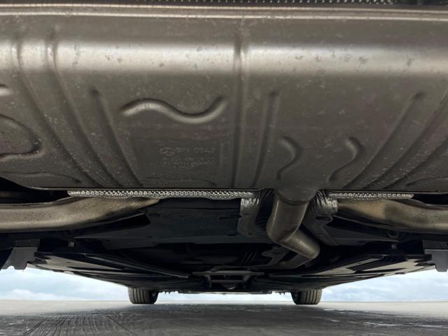 Ｂクラス Ｂ１８０　レーダーセーフティパッケージ　ベーシックパッケージプラス　レザーエクスクルーシブパッケージ　純正ナビ　フルセグ　バックカメラ　デュアルオートエアコン　純正１６インチアルミホイール　ＥＴＣ　禁煙車（20枚目）