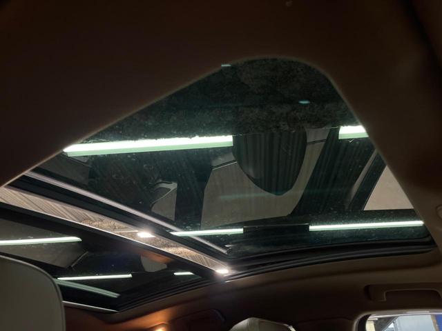 マカン マカンGTS スポーツクロノPKG パノラマサンルーフ 純正ナビ 全周囲カメラ BOSE 衝突軽減 スポーツプラスモード 茶革シート シートヒーター パワーシート 純正20インチアルミ パワートランク ETC(4枚目)