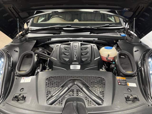 マカン マカンGTS スポーツクロノPKG パノラマサンルーフ 純正ナビ 全周囲カメラ BOSE 衝突軽減 スポーツプラスモード 茶革シート シートヒーター パワーシート 純正20インチアルミ パワートランク ETC(21枚目)