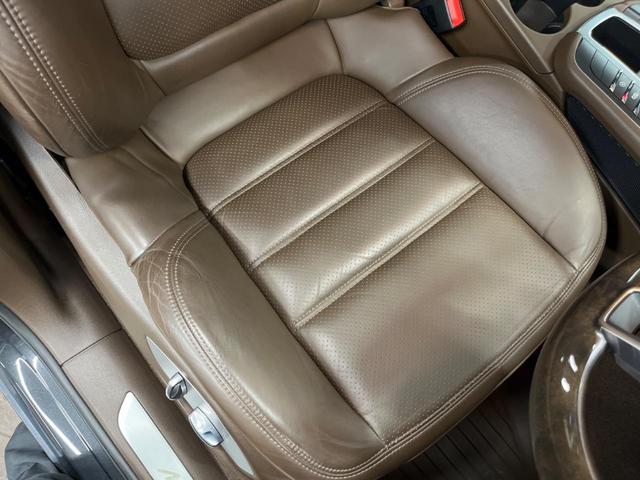 マカン マカンGTS スポーツクロノPKG パノラマサンルーフ 純正ナビ 全周囲カメラ BOSE 衝突軽減 スポーツプラスモード 茶革シート シートヒーター パワーシート 純正20インチアルミ パワートランク ETC(28枚目)