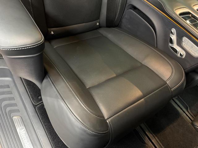 Ｖクラス Ｖ２２０ｄ　アバンギャルド　ロング　ＡＭＧライン　エクスクルーシブシートパッケージ　パノラミックスライディングルーフ　レーダーセーフティパッケージ　純正ナビ　全周囲カメラ　ＬＥＤヘッドライト　アダプティブハイビーム　黒革シート　パワーバックドア（31枚目）