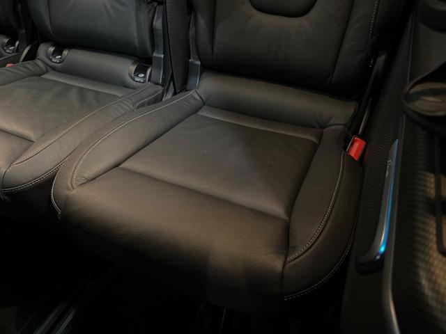 Ｖクラス Ｖ２２０ｄ　アバンギャルド　ロング　ＡＭＧライン　エクスクルーシブシートパッケージ　パノラミックスライディングルーフ　レーダーセーフティパッケージ　純正ナビ　全周囲カメラ　ＬＥＤヘッドライト　アダプティブハイビーム　黒革シート　パワーバックドア（34枚目）