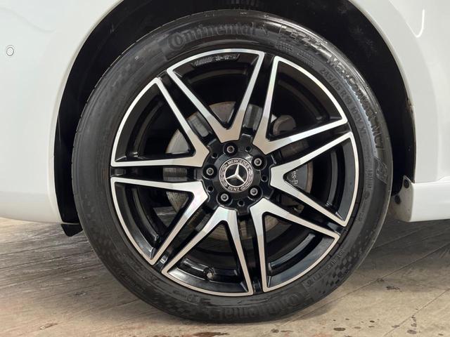 Ｖクラス Ｖ２２０ｄ　アバンギャルド　ロング　ＡＭＧライン　エクスクルーシブシートパッケージ　パノラミックスライディングルーフ　レーダーセーフティパッケージ　純正ナビ　全周囲カメラ　ＬＥＤヘッドライト　アダプティブハイビーム　黒革シート　パワーバックドア（37枚目）