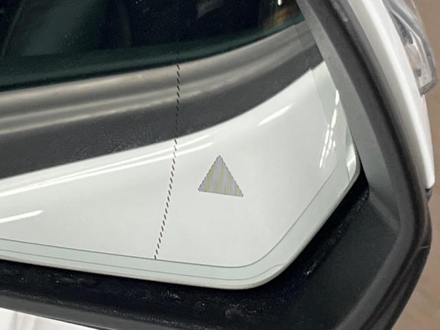 Ｖクラス Ｖ２２０ｄ　アバンギャルド　ロング　ＡＭＧライン　エクスクルーシブシートパッケージ　パノラミックスライディングルーフ　レーダーセーフティパッケージ　純正ナビ　全周囲カメラ　ＬＥＤヘッドライト　アダプティブハイビーム　黒革シート　パワーバックドア（53枚目）