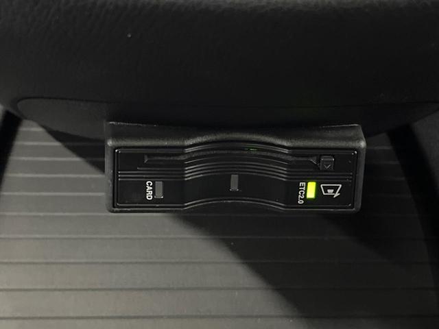 Ｖクラス Ｖ２２０ｄ　アバンギャルド　ロング　ＡＭＧライン　エクスクルーシブシートパッケージ　パノラミックスライディングルーフ　レーダーセーフティパッケージ　純正ナビ　全周囲カメラ　ＬＥＤヘッドライト　アダプティブハイビーム　黒革シート　パワーバックドア（61枚目）