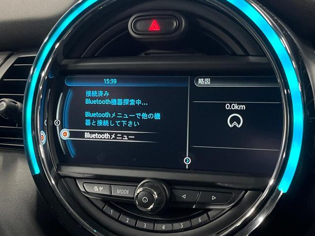 MINI クーパー 5ドア ペッパーパッケージ ナビゲーションパッケージ LEDヘッドライト LEDフォグライト デュアルオートエアコン 純正15インチアルミホイール プライバシーガラス Bluetooth ETC(5枚目)