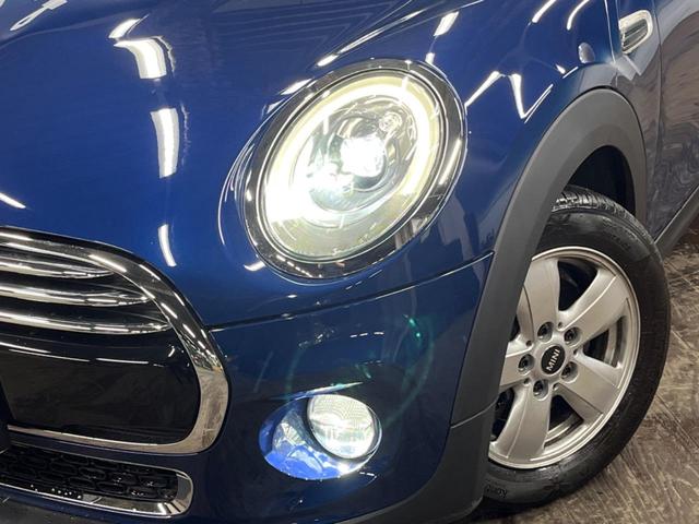 MINI クーパー 5ドア ペッパーパッケージ ナビゲーションパッケージ LEDヘッドライト LEDフォグライト デュアルオートエアコン 純正15インチアルミホイール プライバシーガラス Bluetooth ETC(13枚目)