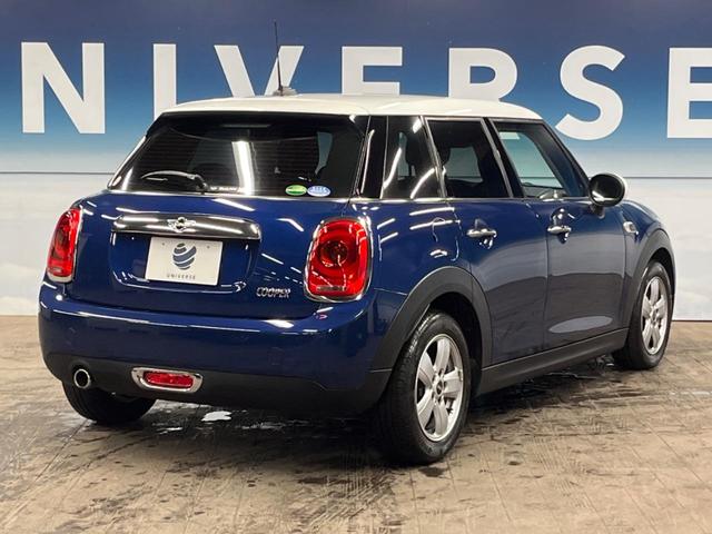 MINI クーパー 5ドア ペッパーパッケージ ナビゲーションパッケージ LEDヘッドライト LEDフォグライト デュアルオートエアコン 純正15インチアルミホイール プライバシーガラス Bluetooth ETC(18枚目)