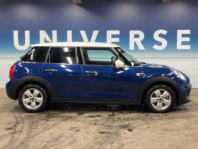 MINI クーパー 5ドア ペッパーパッケージ ナビゲーションパッケージ LEDヘッドライト LEDフォグライト デュアルオートエアコン 純正15インチアルミホイール プライバシーガラス Bluetooth ETC(26枚目)