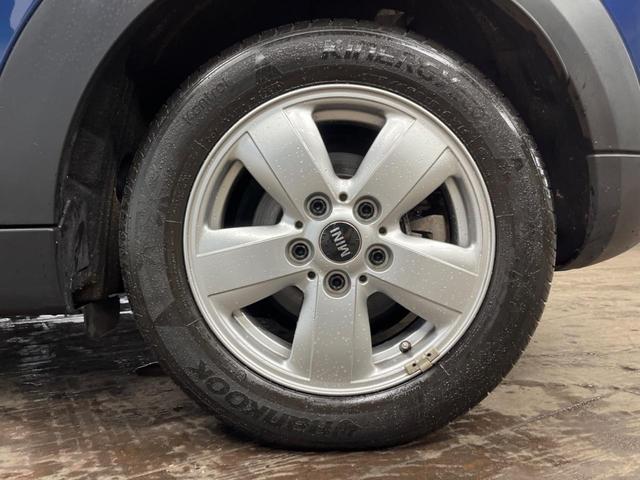 MINI クーパー 5ドア ペッパーパッケージ ナビゲーションパッケージ LEDヘッドライト LEDフォグライト デュアルオートエアコン 純正15インチアルミホイール プライバシーガラス Bluetooth ETC(33枚目)