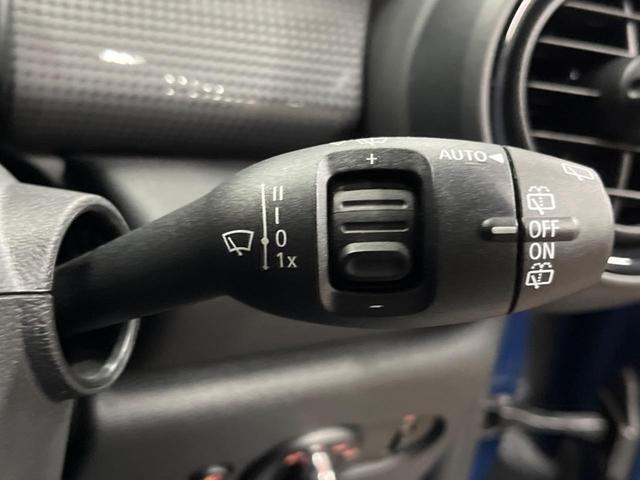 MINI クーパー 5ドア ペッパーパッケージ ナビゲーションパッケージ LEDヘッドライト LEDフォグライト デュアルオートエアコン 純正15インチアルミホイール プライバシーガラス Bluetooth ETC(50枚目)