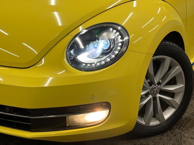 ザ・ビートル デザインレザーパッケージ 712SDCWパッケージ 黒革シート シートヒーター パークディスタンスコントロール HIDヘッドライト フォグライト デュアルオートエアコン 純正17インチアルミホイール パドルシフト ETC(13枚目)