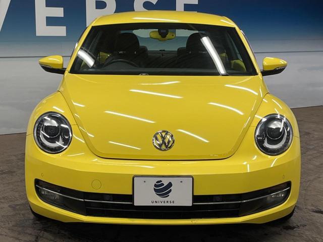 ザ・ビートル デザインレザーパッケージ 712SDCWパッケージ 黒革シート シートヒーター パークディスタンスコントロール HIDヘッドライト フォグライト デュアルオートエアコン 純正17インチアルミホイール パドルシフト ETC(15枚目)