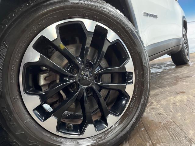 ジープ・コンパス ロンジチュード 純正ナビ Applecarplay フルセグ バックカメラ アダプティブクルーズコントロール ブラインドスポットモニター LEDヘッドライト LEDフォグライト 黒ハーフレザーシート オートエアコン(14枚目)