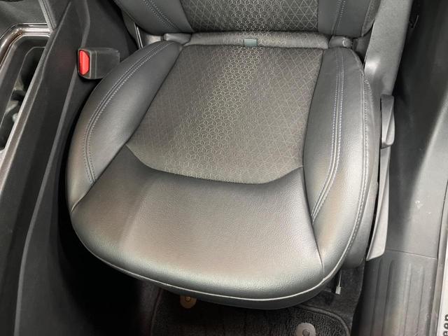 ジープ・コンパス ロンジチュード 純正ナビ Applecarplay フルセグ バックカメラ アダプティブクルーズコントロール ブラインドスポットモニター LEDヘッドライト LEDフォグライト 黒ハーフレザーシート オートエアコン(30枚目)
