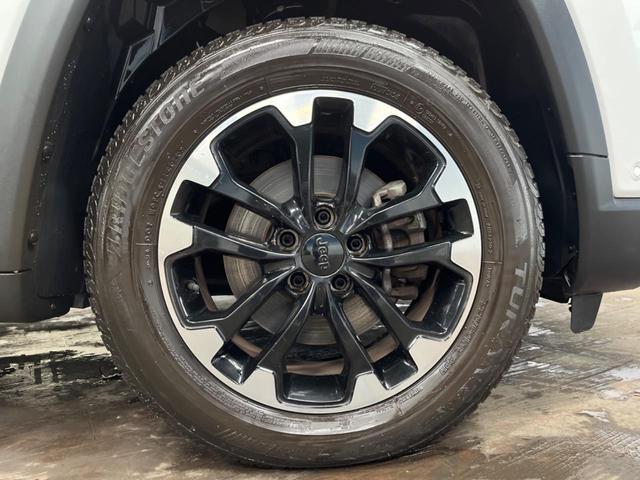 ジープ・コンパス ロンジチュード 純正ナビ Applecarplay フルセグ バックカメラ アダプティブクルーズコントロール ブラインドスポットモニター LEDヘッドライト LEDフォグライト 黒ハーフレザーシート オートエアコン(36枚目)