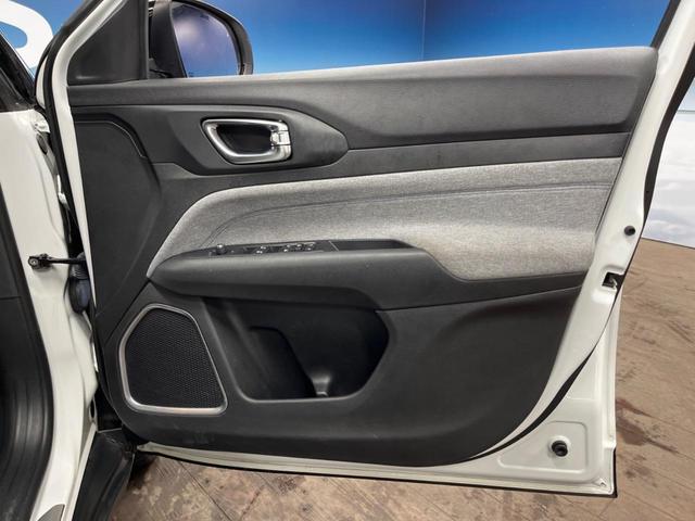 ジープ・コンパス ロンジチュード 純正ナビ Applecarplay フルセグ バックカメラ アダプティブクルーズコントロール ブラインドスポットモニター LEDヘッドライト LEDフォグライト 黒ハーフレザーシート オートエアコン(37枚目)
