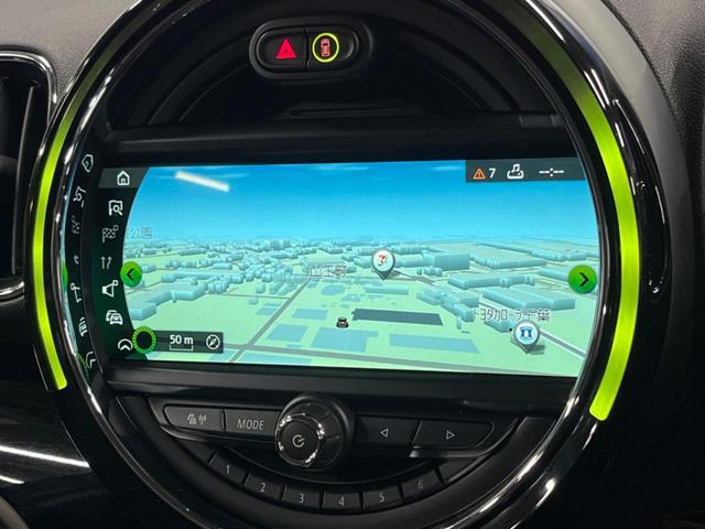 ＭＩＮＩ クーパーＤ　クロスオーバー　ペッパーパッケージ　純正ナビ　アダプティブクルーズコントロール　ＬＥＤヘッドライト　ＬＥＤフォグライト　パワーバックドア　デュアルオートエアコン　コンフォートアクセス　Ｂｌｕｅｔｏｏｔｈ　ＥＴＣ（5枚目）