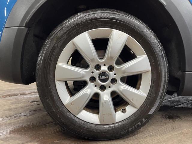 ＭＩＮＩ クーパーＤ　クロスオーバー　ペッパーパッケージ　純正ナビ　アダプティブクルーズコントロール　ＬＥＤヘッドライト　ＬＥＤフォグライト　パワーバックドア　デュアルオートエアコン　コンフォートアクセス　Ｂｌｕｅｔｏｏｔｈ　ＥＴＣ（31枚目）