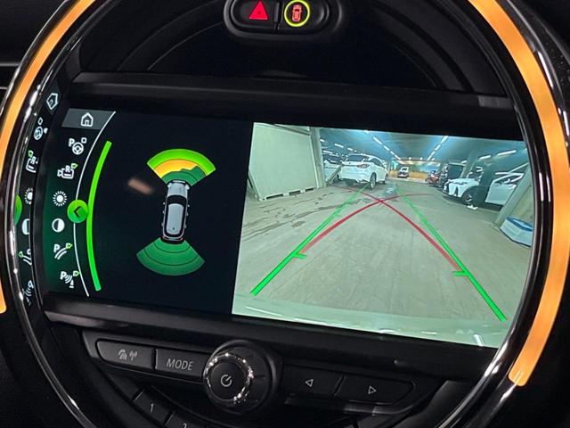 MINI クーパーSD 5ドア カメラ/パーキングアシストパッケージ ペッパーパッケージ LEDヘッドランプ ユニオンジャックデザインテールランプ 純正ナビ アクティブクルーズコントロール インテリジェントセーフティ 禁煙車(5枚目)