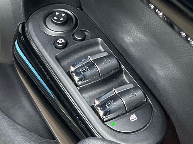 MINI クーパーSD 5ドア カメラ/パーキングアシストパッケージ ペッパーパッケージ LEDヘッドランプ ユニオンジャックデザインテールランプ 純正ナビ アクティブクルーズコントロール インテリジェントセーフティ 禁煙車(55枚目)