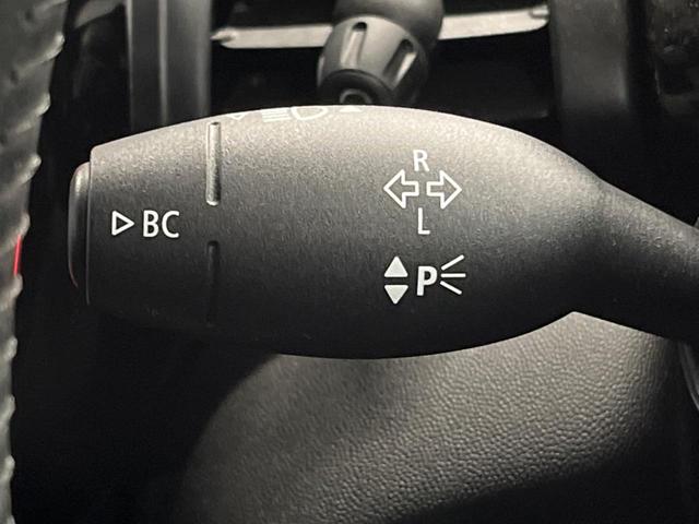 ＭＩＮＩ クーパーＳ　５ドア　純正ナビ　ＬＥＤヘッドライト　ＬＥＤフォグライト　デュアルオートエアコン　純正１６インチアルミホイール　Ｂｌｕｅｔｏｏｔｈ　ＥＴＣ　禁煙車　盗難防止装置　アイドリングストップ　横滑防止装置（45枚目）
