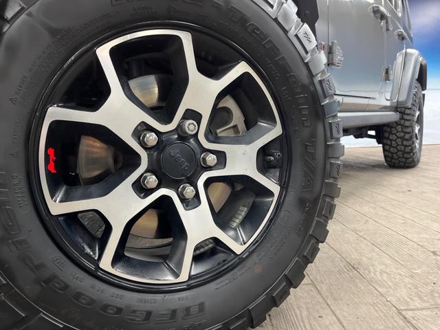 ジープ・ラングラーアンリミテッド ルビコン 純正ナビ フルセグ フロント・サイド・バックカメラ アダプティブクルーズコントロール ブラインドスポットモニター パークセンサー 黒革シート シートヒーター LEDヘッドライト LEDフォグライト(14枚目)