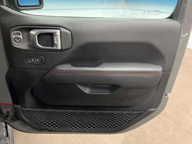 ジープ・ラングラーアンリミテッド ルビコン 純正ナビ フルセグ フロント・サイド・バックカメラ アダプティブクルーズコントロール ブラインドスポットモニター パークセンサー 黒革シート シートヒーター LEDヘッドライト LEDフォグライト(36枚目)