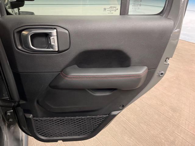 ジープ・ラングラーアンリミテッド ルビコン 純正ナビ フルセグ フロント・サイド・バックカメラ アダプティブクルーズコントロール ブラインドスポットモニター パークセンサー 黒革シート シートヒーター LEDヘッドライト LEDフォグライト(38枚目)