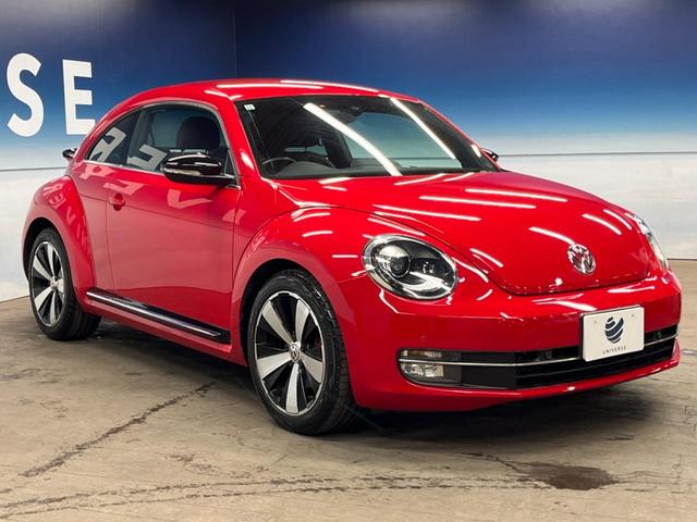 ザ・ビートル ターボ　クールスターパッケージ（ＨＩＤヘッドライト　オートライト　プライバシーガラス）　純正ナビ　フルセグ　Ｂｌｕｅｔｏｏｔｈ　バックカメラ　パークセンサー　スマートエントリー　純正１８インチアルミホイール（17枚目）