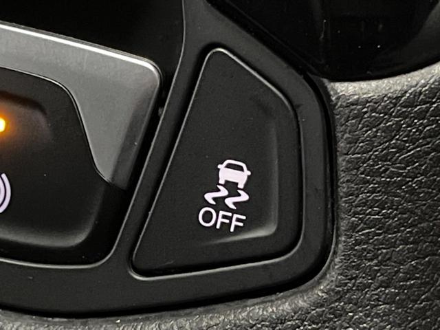 ジープ・コンパス リミテッド　ブラックルーフエディション　純正ナビ　Ａｐｐｌｅｃａｒｐｌａｙ　フルセグ　バックカメラ　アダプティブクルーズコントロール　ブラインドスポットモニター　パークセンサー　ハーフレザーシート　シートヒーター　オートハイビーム　ＥＴＣ（47枚目）