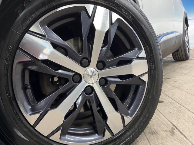 3008 GT ブルーHDi パノラマサンルーフ Applecarplay ディスプレイオーディオ デジタルメーター アダプティブクルーズコントロール レーンキープアシスト ブラインドスポットアシスト バックカメラ 電動リアゲート(14枚目)