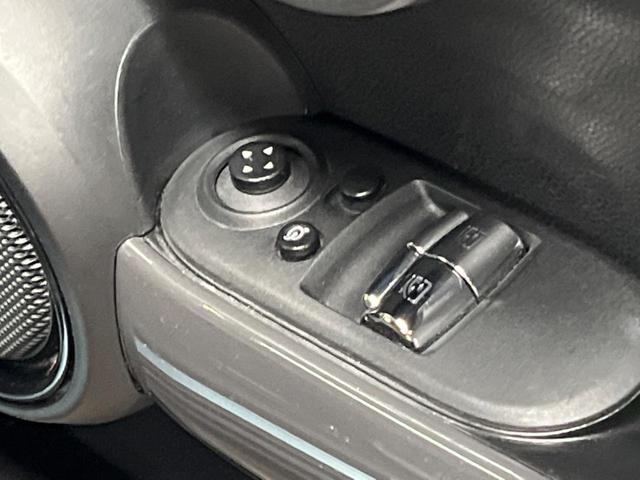 MINI クーパー 3ドア LEDライトパッケージ カメラ/パーキングサポートパッケージ ペッパーパッケージ 合皮シート 純正HDDナビ インテリジェントセーフティ コンフォートアクセス デュアルオートエアコン(49枚目)