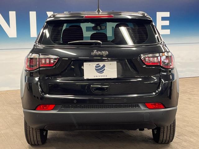 ジープ・コンパス スポーツ　クルーズコントロール　ディスプレイオーディオ　純正１６インチアルミ　Ｂｌｕｅｔｏｏｔｈ　デュアルオートエアコン　コーナーセンサー　ＥＴＣ（16枚目）