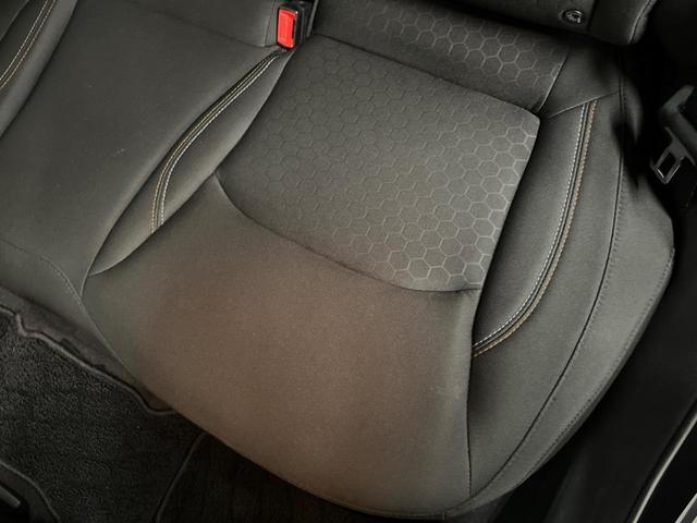 ジープ・コンパス スポーツ　クルーズコントロール　ディスプレイオーディオ　純正１６インチアルミ　Ｂｌｕｅｔｏｏｔｈ　デュアルオートエアコン　コーナーセンサー　ＥＴＣ（30枚目）