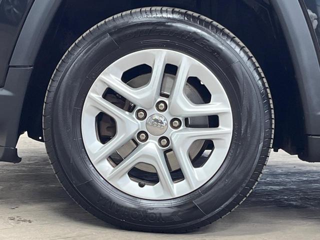 ジープ・コンパス スポーツ　クルーズコントロール　ディスプレイオーディオ　純正１６インチアルミ　Ｂｌｕｅｔｏｏｔｈ　デュアルオートエアコン　コーナーセンサー　ＥＴＣ（36枚目）