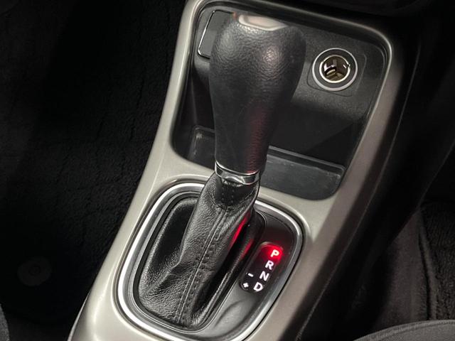 ジープ・コンパス スポーツ　クルーズコントロール　ディスプレイオーディオ　純正１６インチアルミ　Ｂｌｕｅｔｏｏｔｈ　デュアルオートエアコン　コーナーセンサー　ＥＴＣ（44枚目）