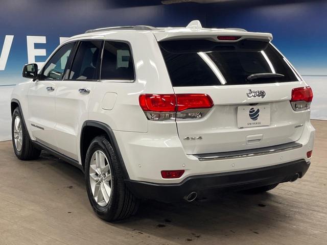 ジープ・グランドチェロキー リミテッド　純正ナビ　地デジ　リアビューカメラ　アダプティブクルーズコントロール　ブラインドスポットモニター　ベンチレーション　純正１８インチアルミ　パワーバックドア　ＨＩＤヘッドランプ　ＡＬＰＩＮＥ製サウンド（18枚目）