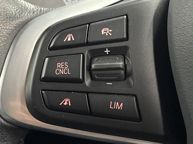 X1 xDrive 18d xライン アドバンスドアクティブセーフティパッケージ コンフォートパッケージ ハイラインパッケージ 純正ナビ フルセグ バックカメラ ドライビングアシスト パークディスタンスコントロール LEDヘッドライト(4枚目)