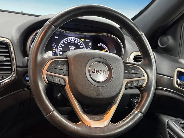 ジープ・グランドチェロキー リミテッド　純正ナビ　リアビューカメラ　アダプティブクルーズコントロール　パークセンサー　ブラインドスポットモニター　黒革シート　シートヒーター　パワーシート　フルセグＴＶ　ＥＴＣ　Ｂｌｕｅｔｏｏｔｈ（11枚目）