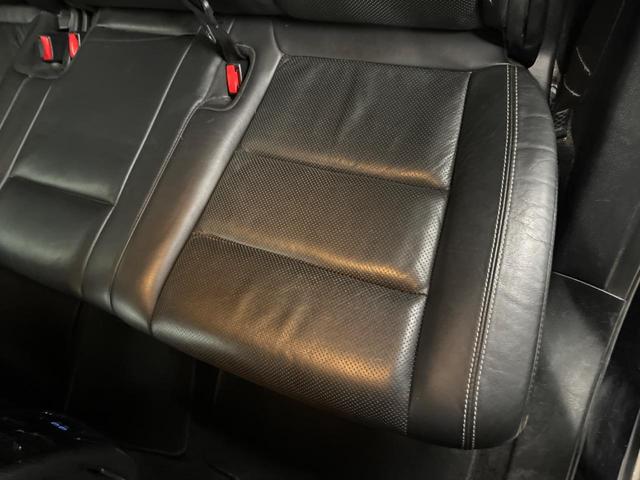 ジープ・グランドチェロキー リミテッド　純正ナビ　リアビューカメラ　アダプティブクルーズコントロール　パークセンサー　ブラインドスポットモニター　黒革シート　シートヒーター　パワーシート　フルセグＴＶ　ＥＴＣ　Ｂｌｕｅｔｏｏｔｈ（41枚目）