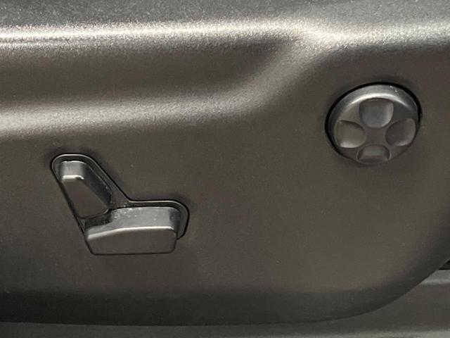 ジープ・グランドチェロキー リミテッド　純正ナビ　リアビューカメラ　アダプティブクルーズコントロール　パークセンサー　ブラインドスポットモニター　黒革シート　シートヒーター　パワーシート　フルセグＴＶ　ＥＴＣ　Ｂｌｕｅｔｏｏｔｈ（47枚目）