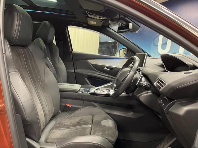 ●ハーフレザーシート：高級感漂うハーフレザーシートは、使用感も少なく良好なコンディションを保っております！その他、気になる箇所がございましたらお気軽にお問合せ下さい！