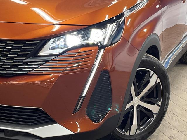 ●ＬＥＤヘッドライト：夜間走行時も良好な視界を確保し安心して運転できる高輝度ＬＥＤヘッドライトを装備！点灯速度が早く、消費電力も抑えられています。