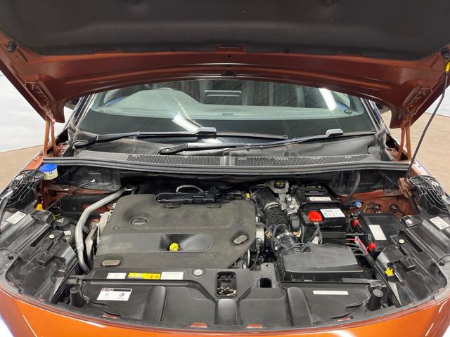 ●当店では、各メーカーの専用診断テスターを導入。国家資格を持つテクニカルスタッフも常駐しておりますので、万が一の際にも安心してご利用いただけます。