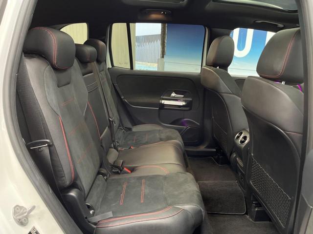 ＧＬＢ ＧＬＢ２００ｄ　４マチック　ＡＭＧライン　パノラミックスライディングルーフ　レーダーセーフティパッケージ　ユーザーエクスペリエンス　ディストロニックプラス　シートヒーター　アダプティブＬＥＤヘッドランプ　電動リアゲート　パワーシート（11枚目）