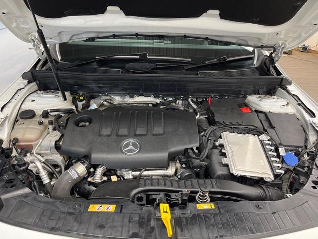 ＧＬＢ ＧＬＢ２００ｄ　４マチック　ＡＭＧライン　パノラミックスライディングルーフ　レーダーセーフティパッケージ　ユーザーエクスペリエンス　ディストロニックプラス　シートヒーター　アダプティブＬＥＤヘッドランプ　電動リアゲート　パワーシート（21枚目）