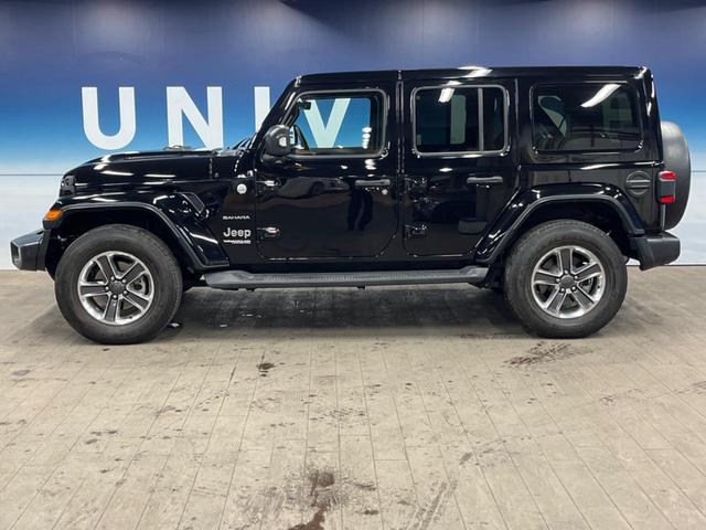 ジープ・ラングラーアンリミテッド サハラ　革シート　Ｕコネクトナビ　ＡｐｐｌｅＣａｒＰｌａｙ　フルセグＴＶ　Ｂｌｕｅｔｏｏｔｈ　バックカメラ　アクティブクルーズコントロール　ブラインドスポット　ＬＥＤヘッドランプ　ステアリングヒーター（24枚目）
