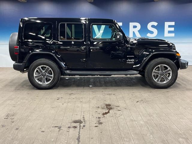 ジープ・ラングラーアンリミテッド サハラ　革シート　Ｕコネクトナビ　ＡｐｐｌｅＣａｒＰｌａｙ　フルセグＴＶ　Ｂｌｕｅｔｏｏｔｈ　バックカメラ　アクティブクルーズコントロール　ブラインドスポット　ＬＥＤヘッドランプ　ステアリングヒーター（25枚目）